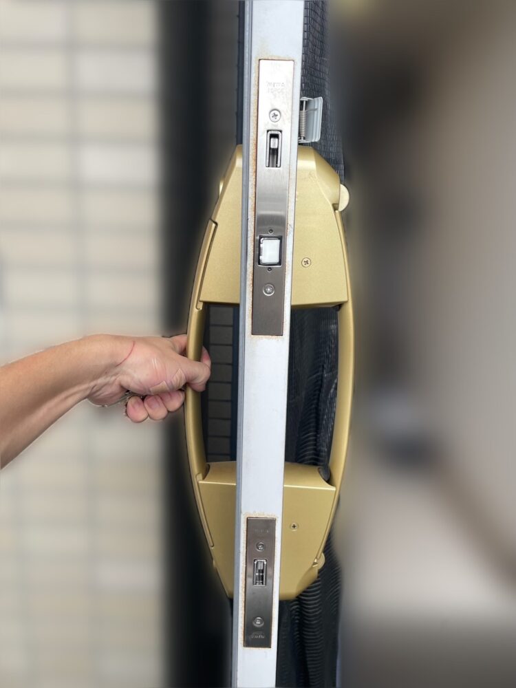MIWA 10PGF+10DAF　錠ケース交換後