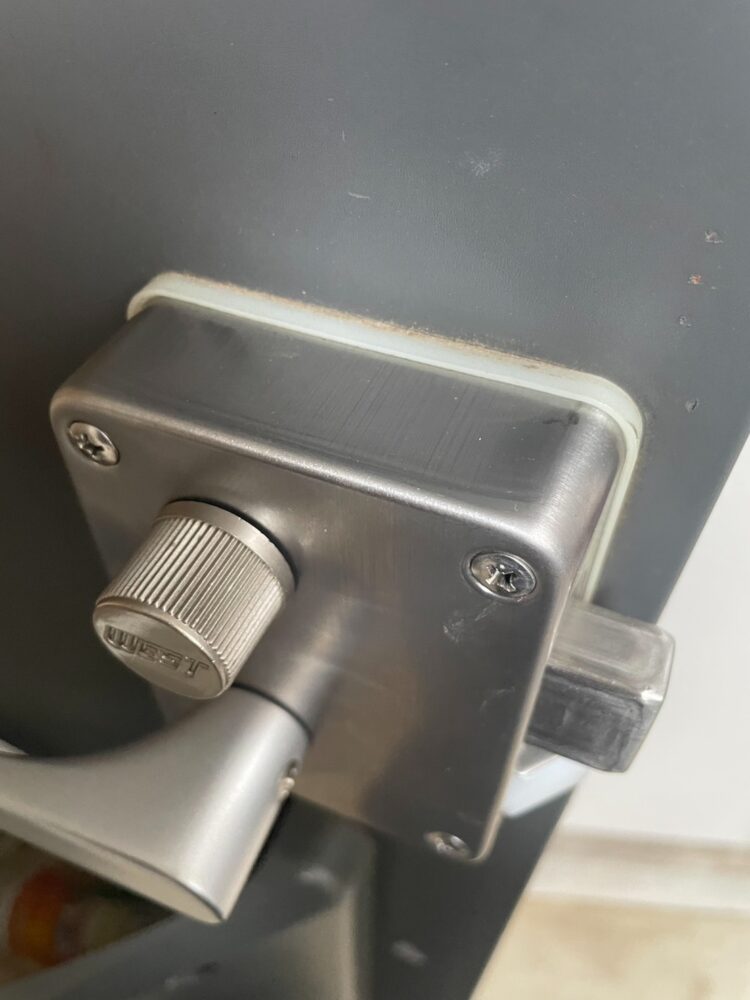 WEST　アクト錠　サムターン
